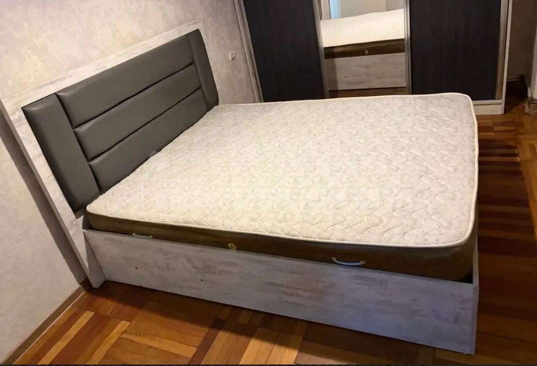 3 Սենյականոց Բնակարան, 80քմ, 2/9 հարկ, Նորմալ Վիճակում, Կահավորված, Արևկող