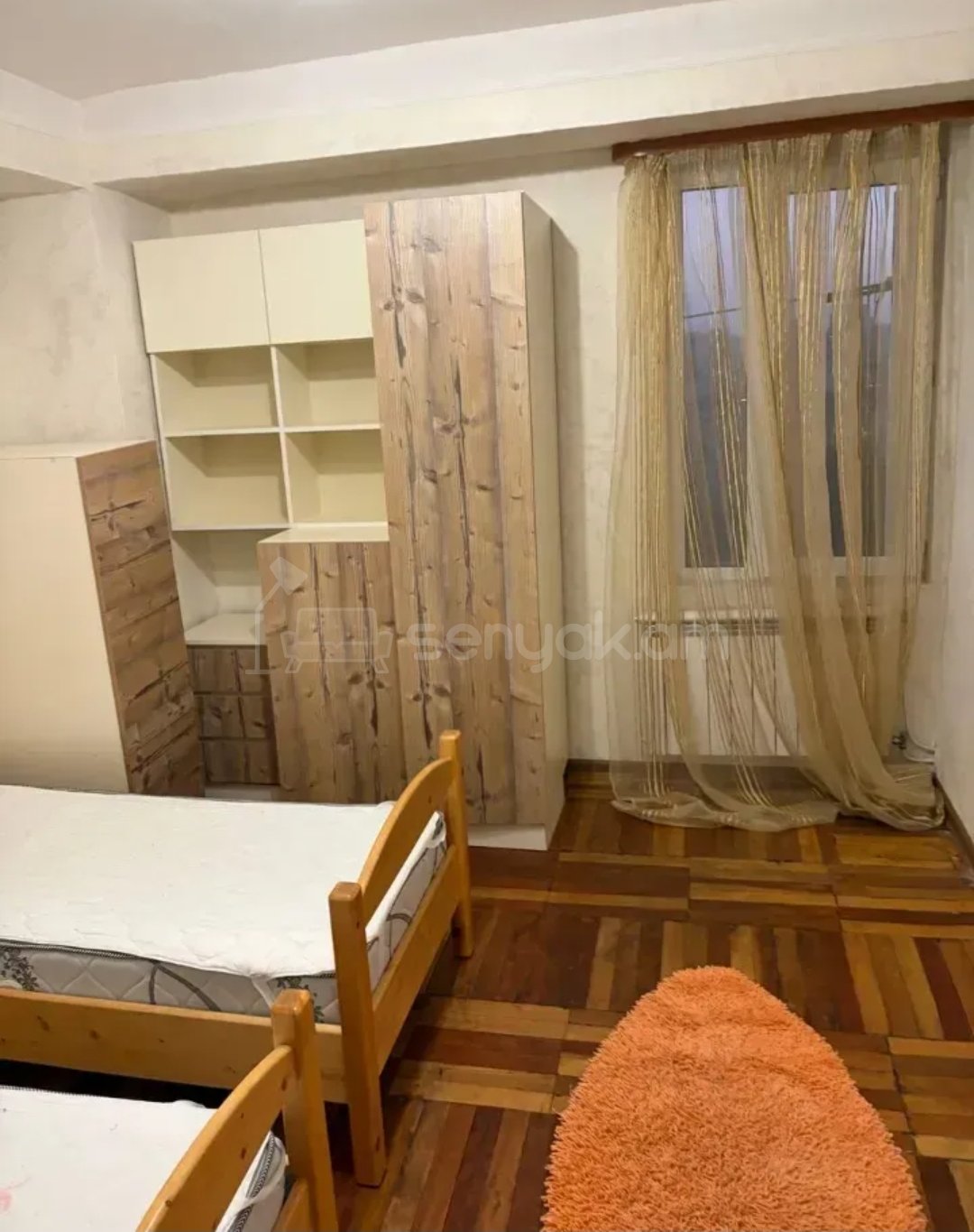 3 Սենյականոց Բնակարան, 80քմ, 2/9 հարկ, Նորմալ Վիճակում, Կահավորված, Արևկող