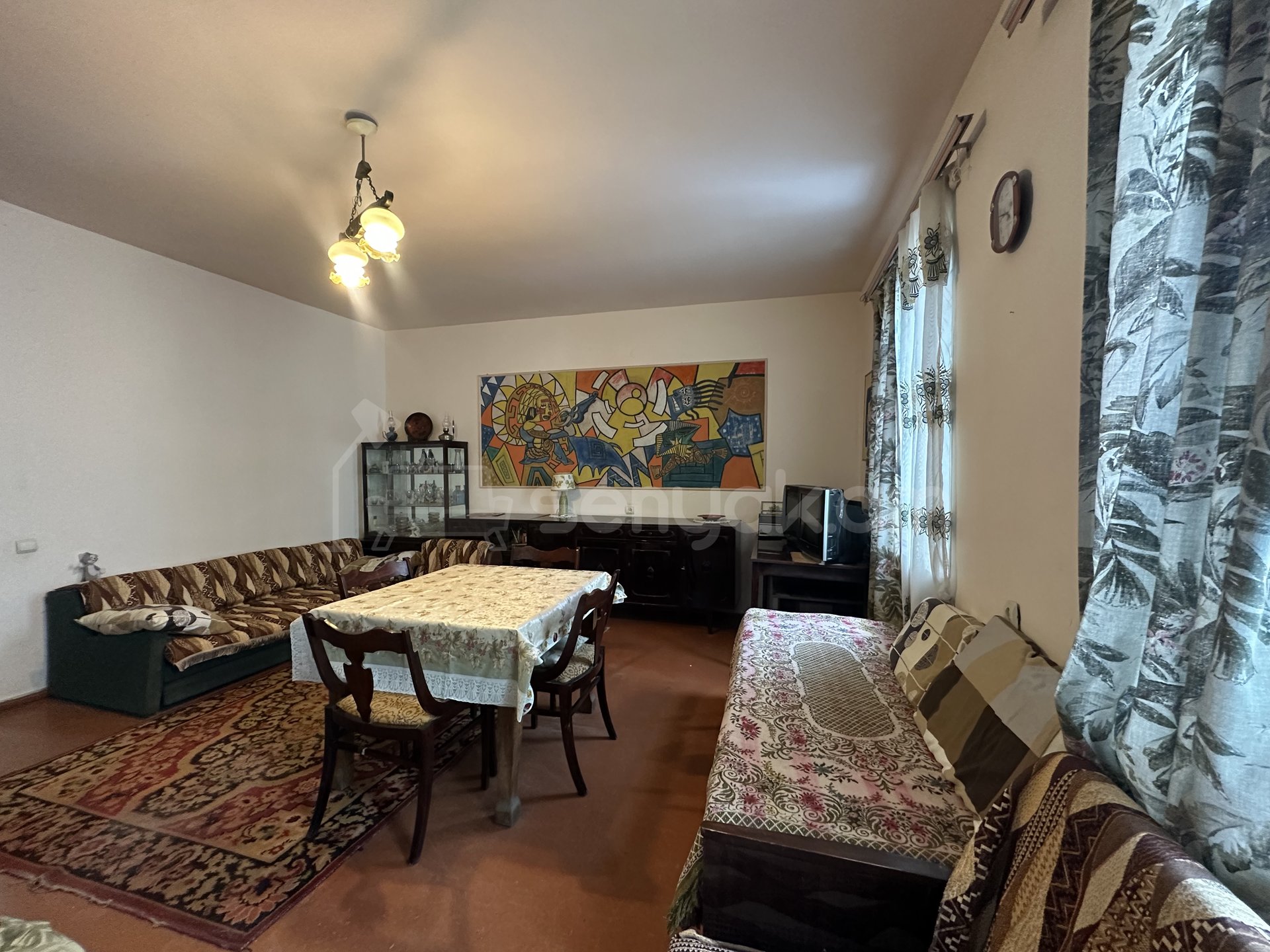 2 Սենյականոց Սեփական Տուն, 111քմ, Կոսմետիկ Վերանորոգված, Ավտոտնակով
