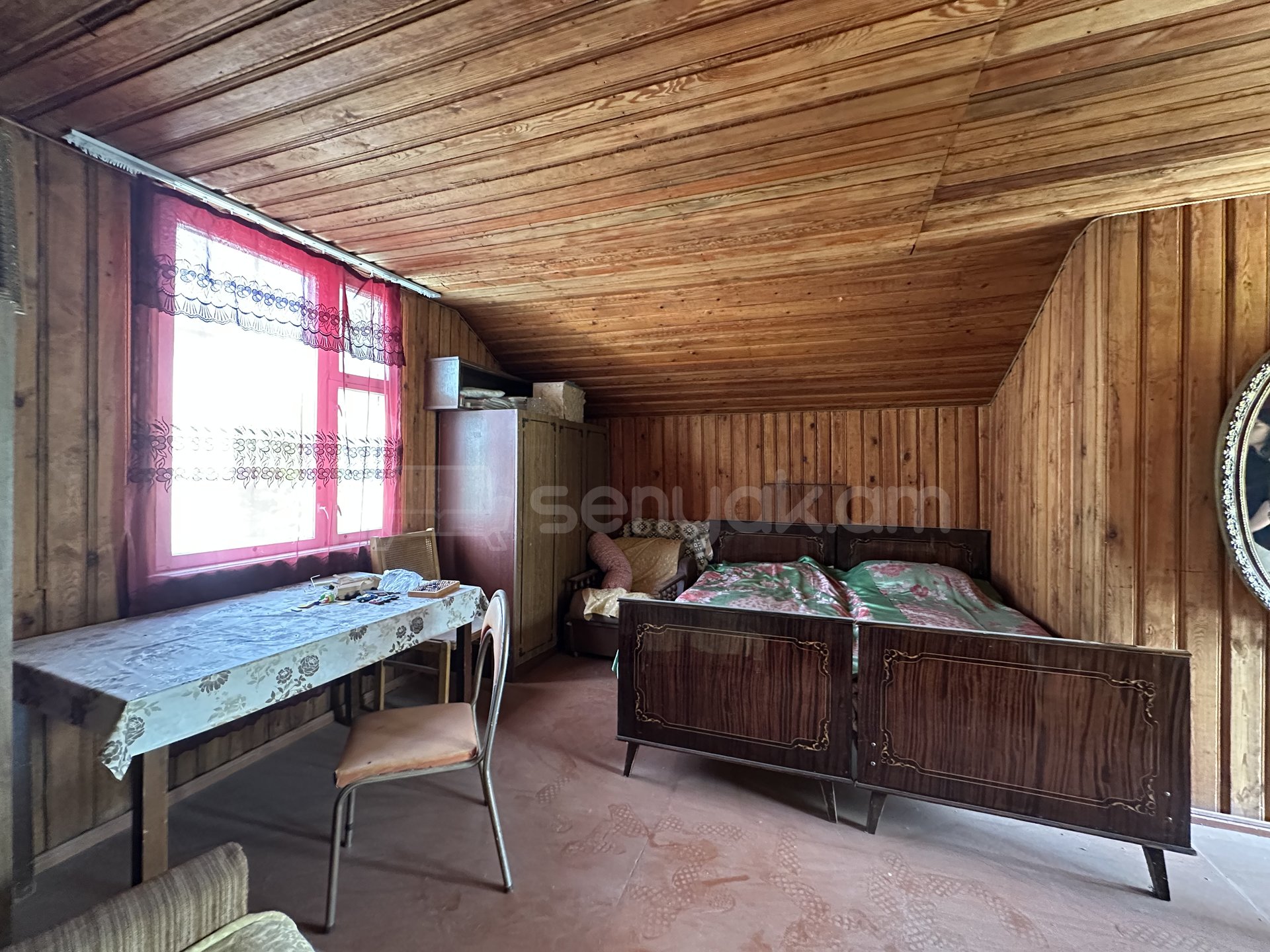 2 Սենյականոց Սեփական Տուն, 111քմ, Կոսմետիկ Վերանորոգված, Ավտոտնակով