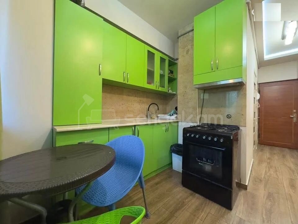 1 Սենյականոց Բնակարան, 43քմ, 4/9 հարկ, Կապիտալ Վերանորոգված