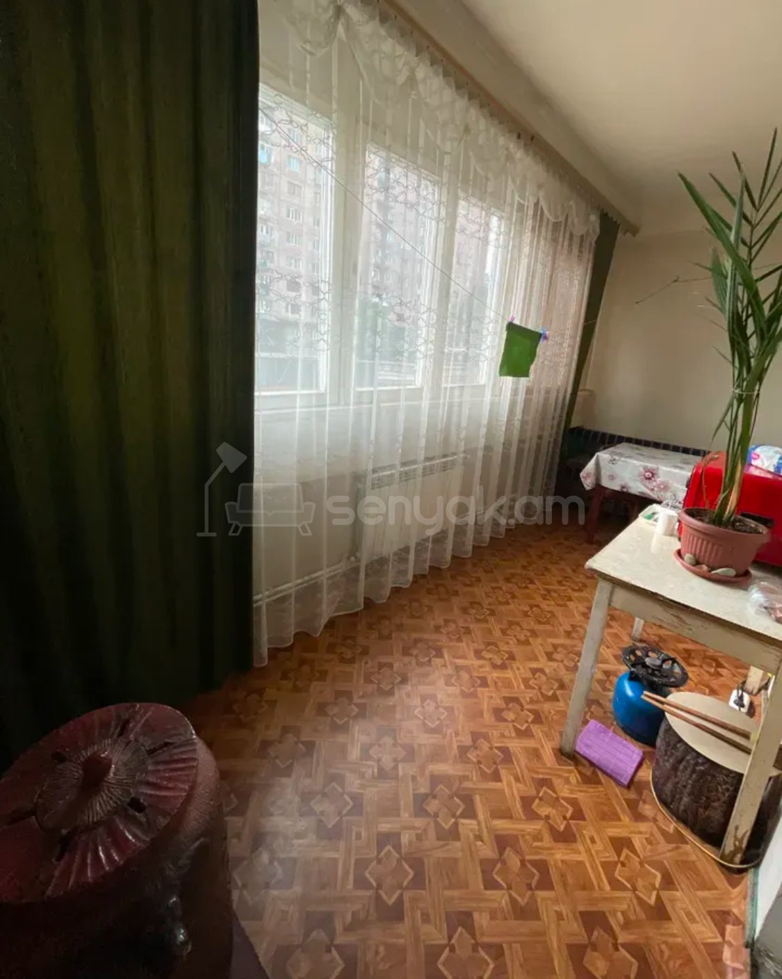 4 Սենյականոց Բնակարան, 101քմ, 3/9 հարկ, Պետական Վիճակում