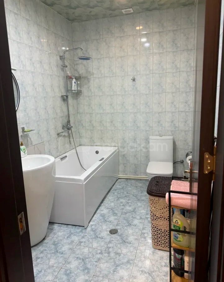 3 Սենյականոց Բնակարան Նորակառույցում, 95քմ, 1/14 հարկ, Կապիտալ Վերանորոգված