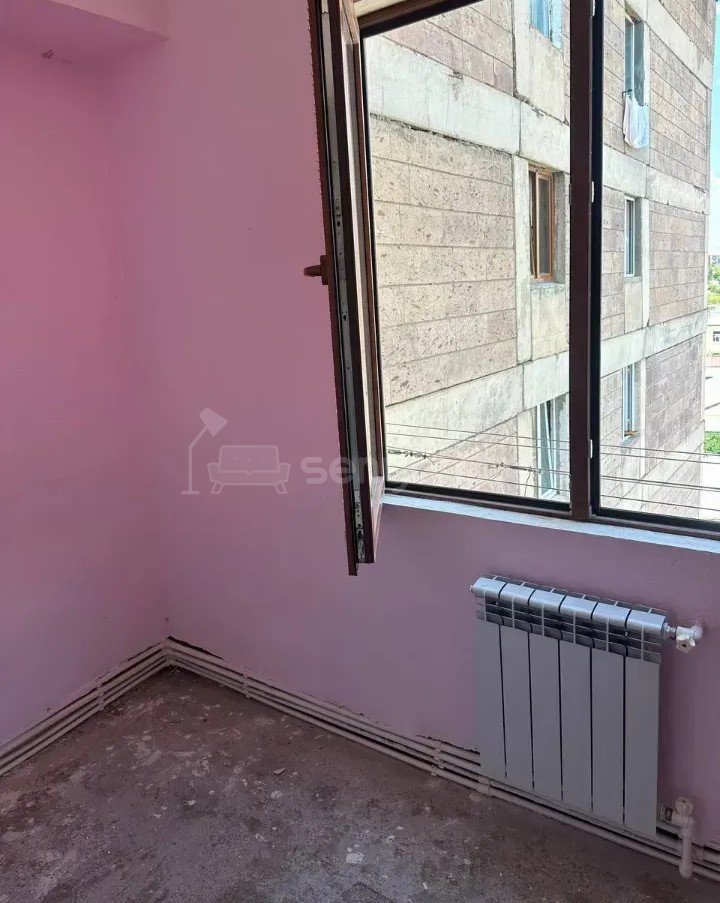1 Սենյականոց Բնակարան, 45քմ, 8/9 հարկ, Կոսմետիկ Վերանորոգված