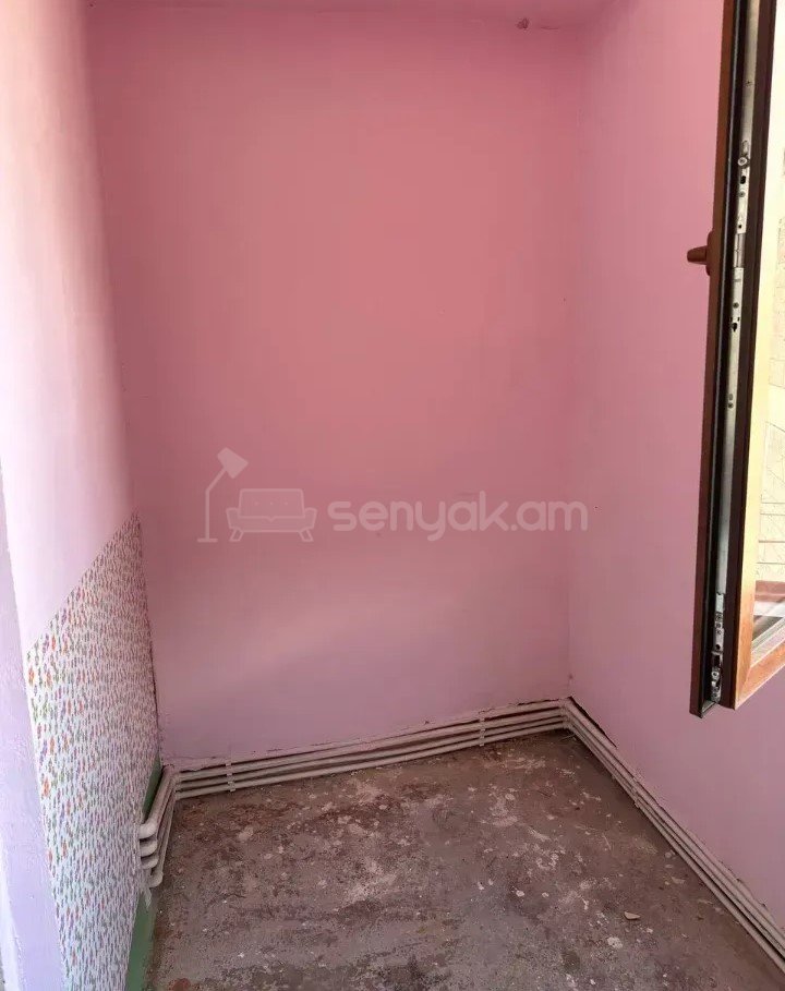 1 Սենյականոց Բնակարան, 45քմ, 8/9 հարկ, Կոսմետիկ Վերանորոգված