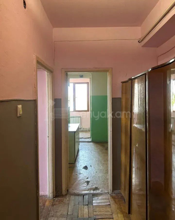 1 Սենյականոց Բնակարան, 45քմ, 8/9 հարկ, Կոսմետիկ Վերանորոգված