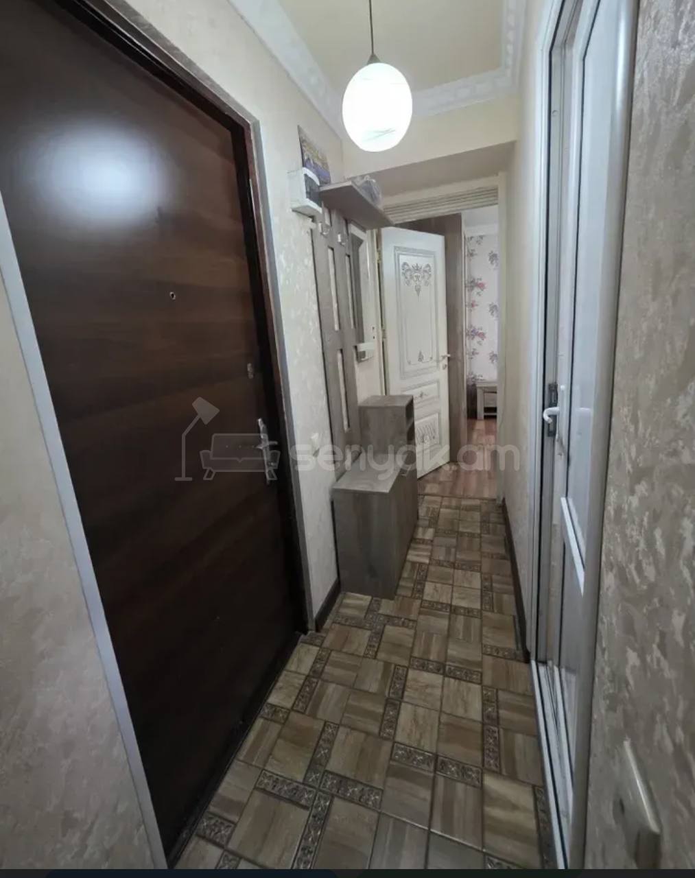 2 Սենյականոց Բնակարան Քարե Շենքում, 47քմ, 3/4 հարկ, Կապիտալ Վերանորոգված, Կահավորված