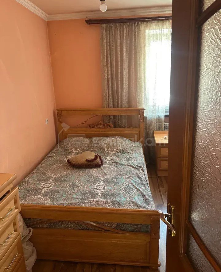 2 Սենյականոց Բնակարան Քարե Շենքում, 43քմ, 3/5 հարկ, Կապիտալ Վերանորոգված