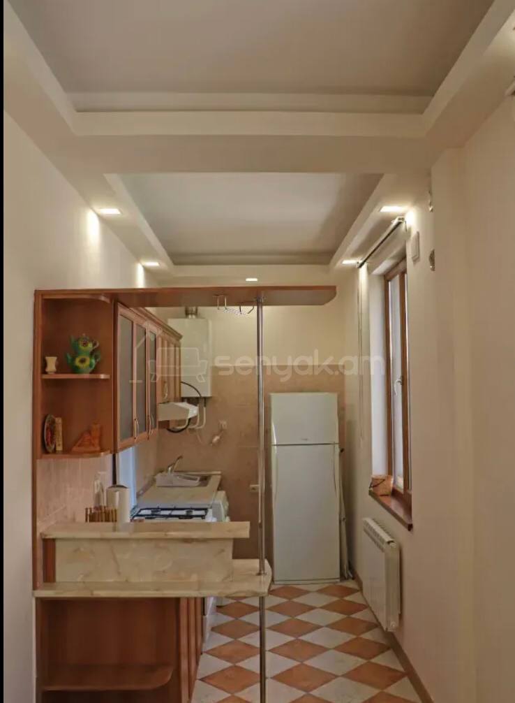 2 Սենյականոց Բնակարան Քարե Շենքում, 60քմ, 3/3 հարկ, Կոսմետիկ Վերանորոգված, Կահավորված, Արևկող