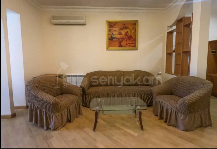 2 Սենյականոց Բնակարան Քարե Շենքում, 60քմ, 3/3 հարկ, Կոսմետիկ Վերանորոգված, Կահավորված, Արևկող