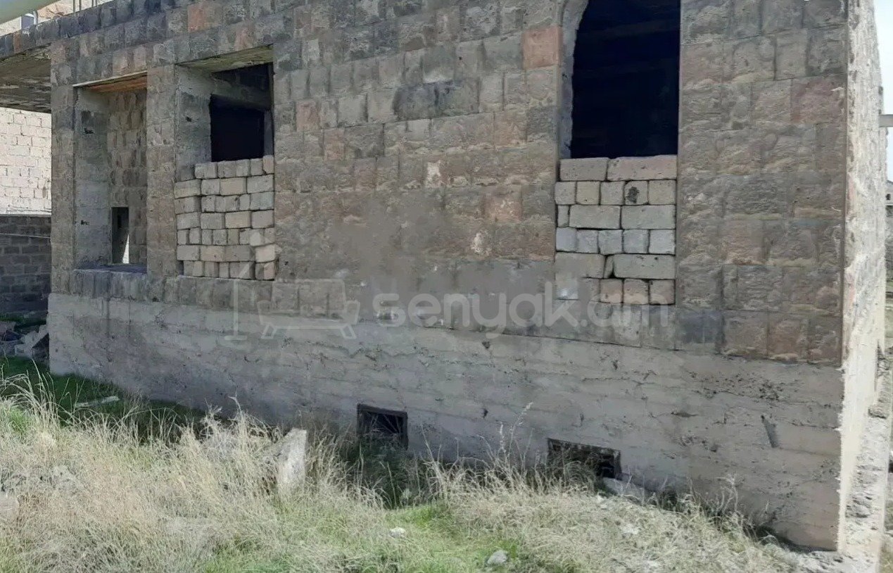 8 Սենյականոց Սեփական Տուն, 218քմ