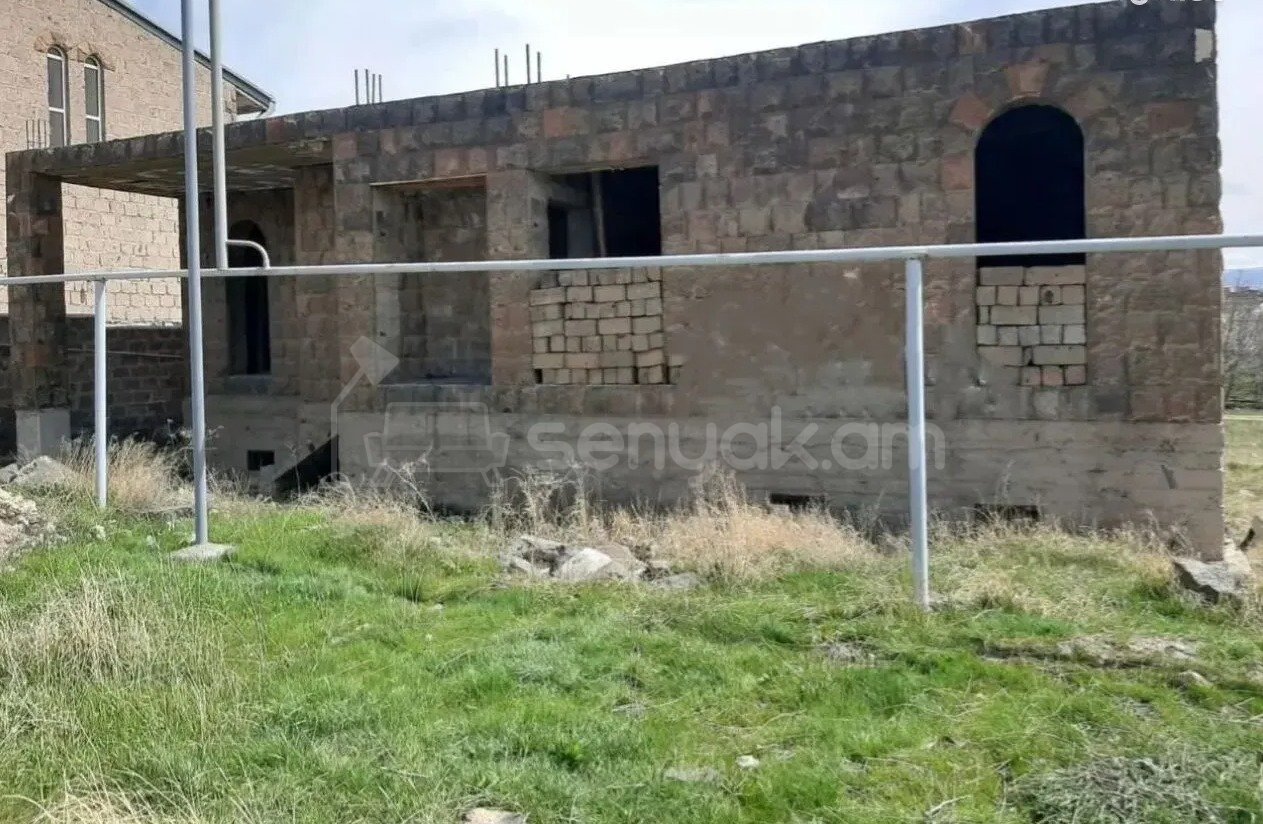 8 Սենյականոց Սեփական Տուն, 218քմ