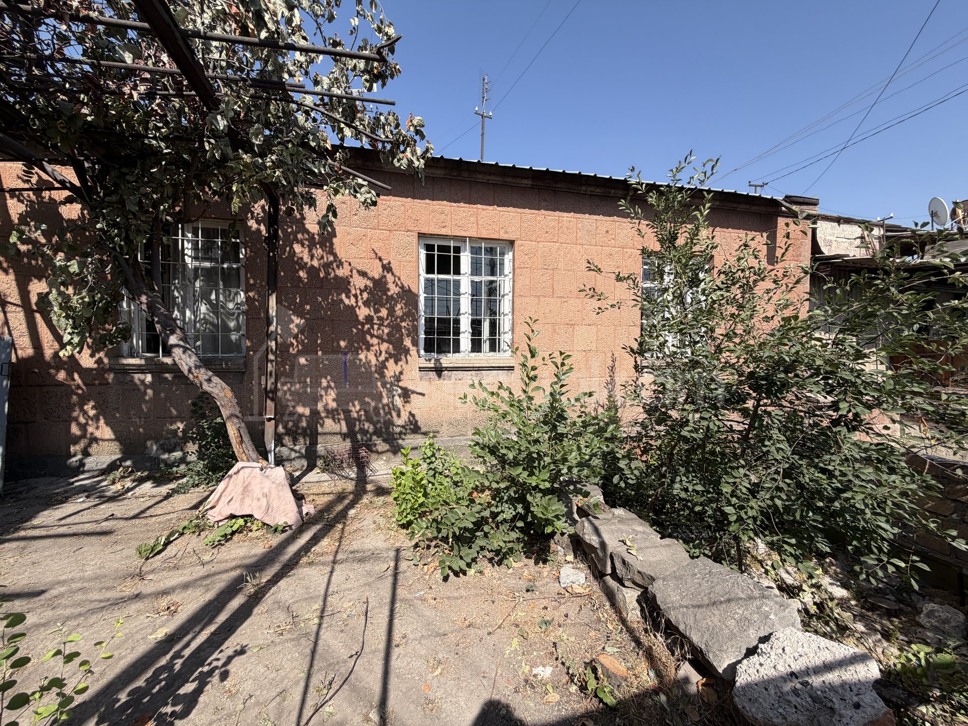5 Սենյականոց Սեփական Տուն, 175քմ, Կապիտալ Վերանորոգված