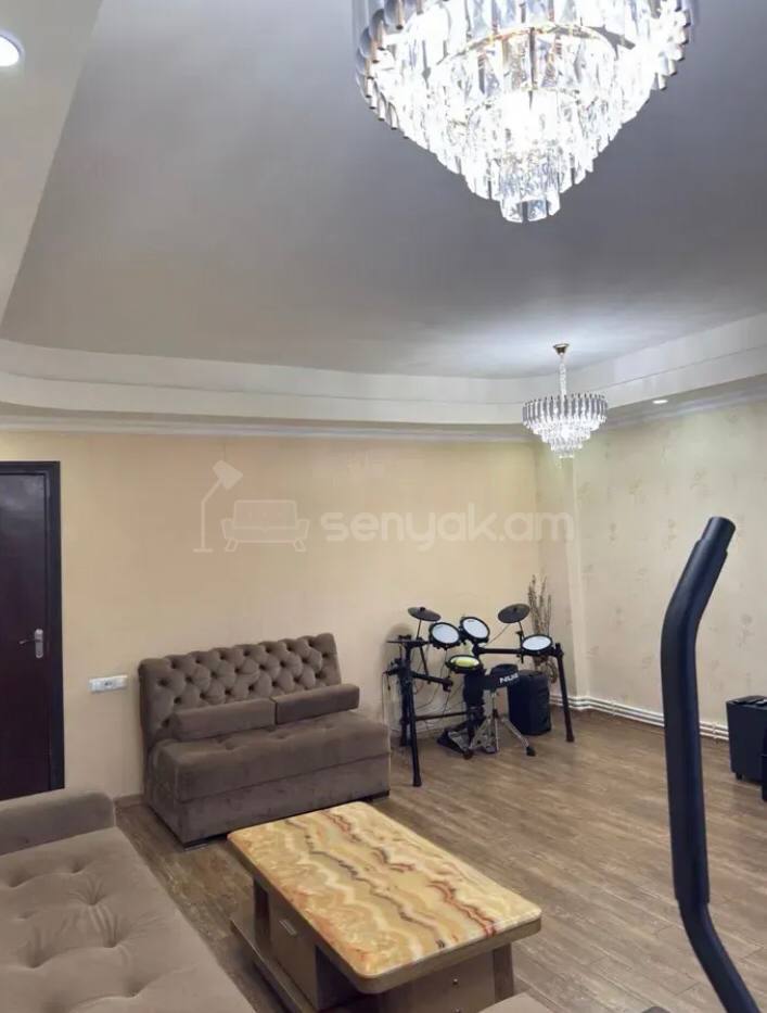 3 Սենյականոց Բնակարան, 86քմ, 5/9 հարկ, Կոսմետիկ Վերանորոգված, Կահավորված