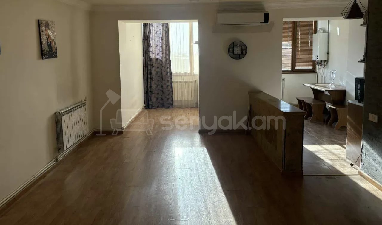 2 Սենյականոց Բնակարան Քարե Շենքում, 56քմ, 3/5 հարկ, Կապիտալ Վերանորոգված, Կահավորված, Արևկող