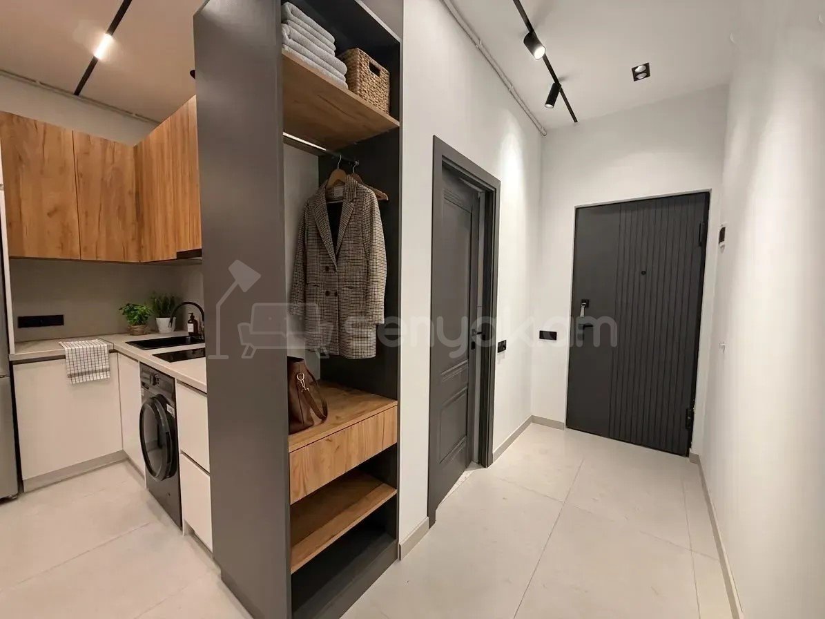 2 Սենյականոց Բնակարան Քարե Շենքում, 44քմ, 2/4 հարկ, Դիզայներական Վերանորոգված