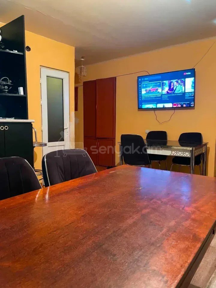 3 Սենյականոց Բնակարան Քարե Շենքում, 55քմ, 1/5 հարկ, Կոսմետիկ Վերանորոգված