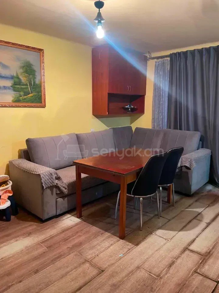 3 Սենյականոց Բնակարան Քարե Շենքում, 55քմ, 1/5 հարկ, Կոսմետիկ Վերանորոգված