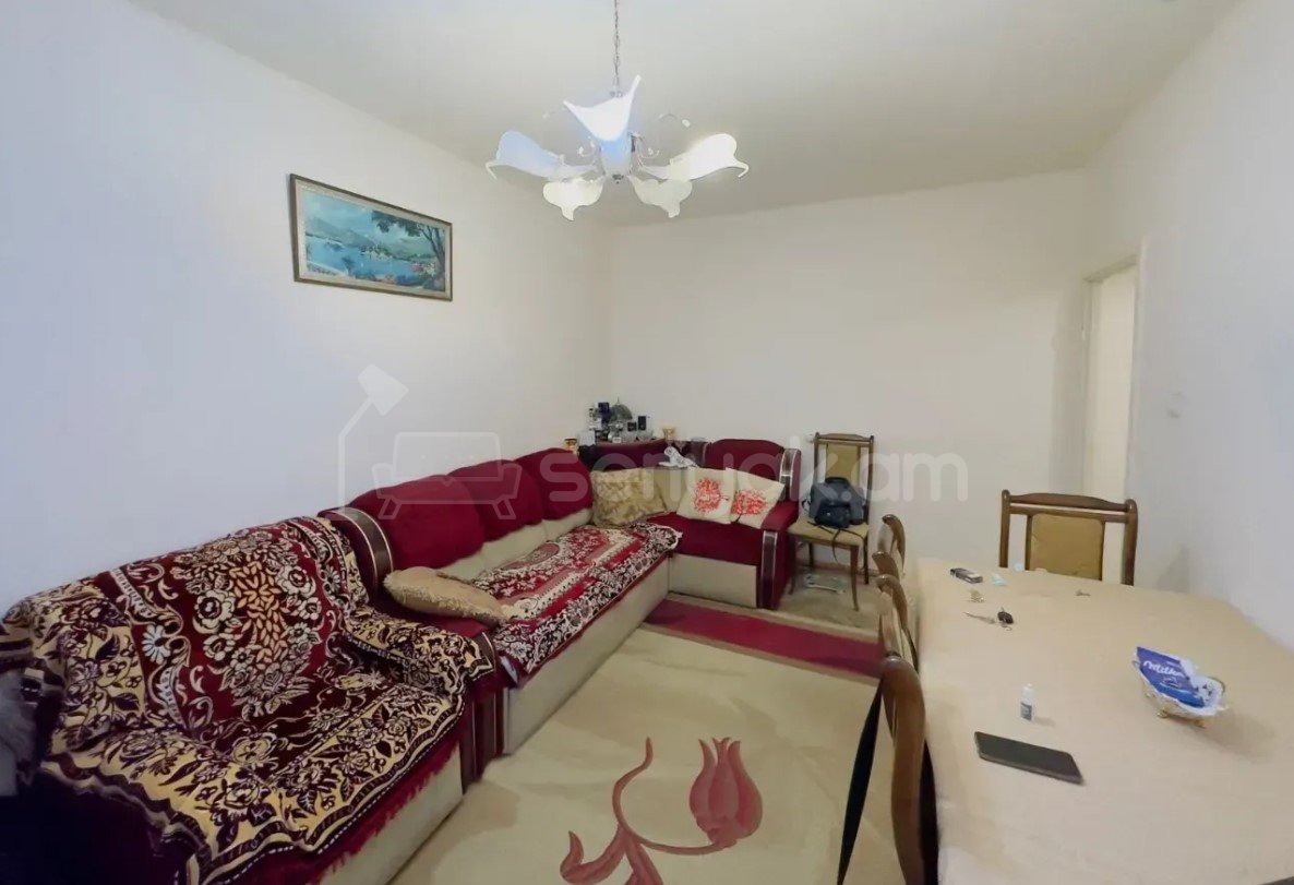 1 Սենյականոց Բնակարան Քարե Շենքում, 47քմ, 3/5 հարկ, Կոսմետիկ Վերանորոգված