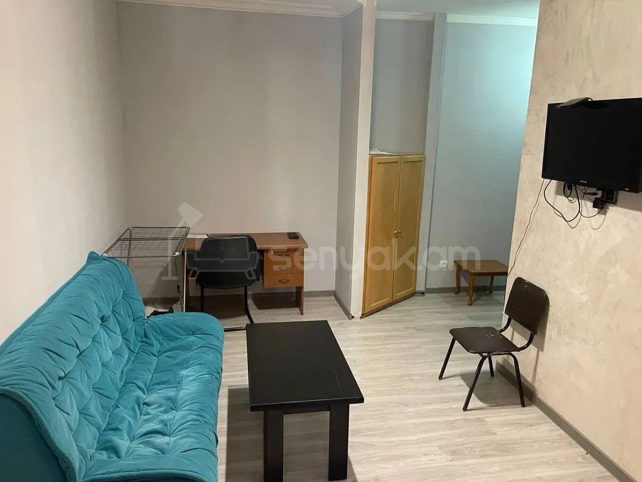 2 Սենյականոց Բնակարան Քարե Շենքում, 35քմ, 2/5 հարկ, Կապիտալ Վերանորոգված