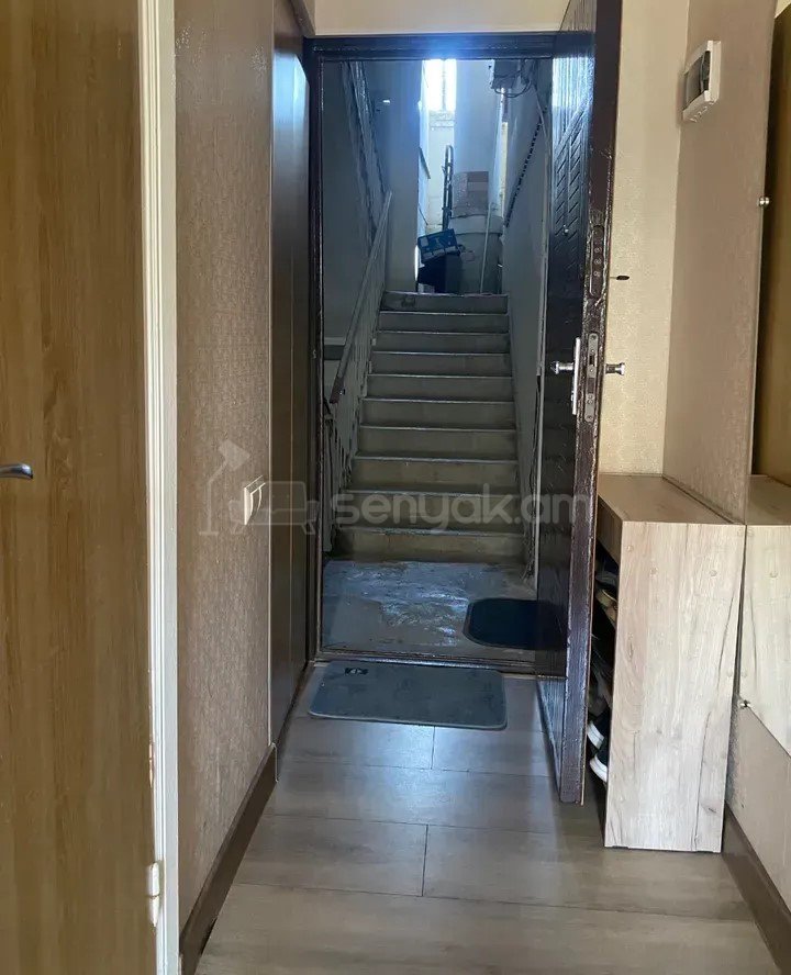 1 Սենյականոց Բնակարան, 41քմ, 3/9 հարկ, Կապիտալ Վերանորոգված