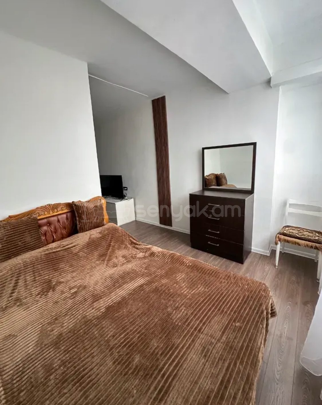 1 Սենյականոց Բնակարան, 41քմ, 10/14 հարկ, Կապիտալ Վերանորոգված, Կահավորված
