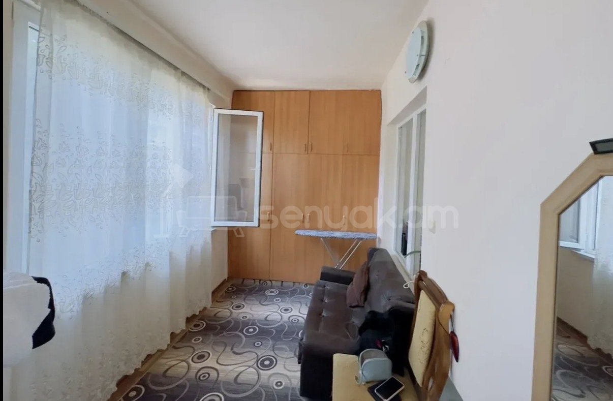2 Սենյականոց Բնակարան Քարե Շենքում, 47քմ, 3/5 հարկ, Նորմալ Վիճակում