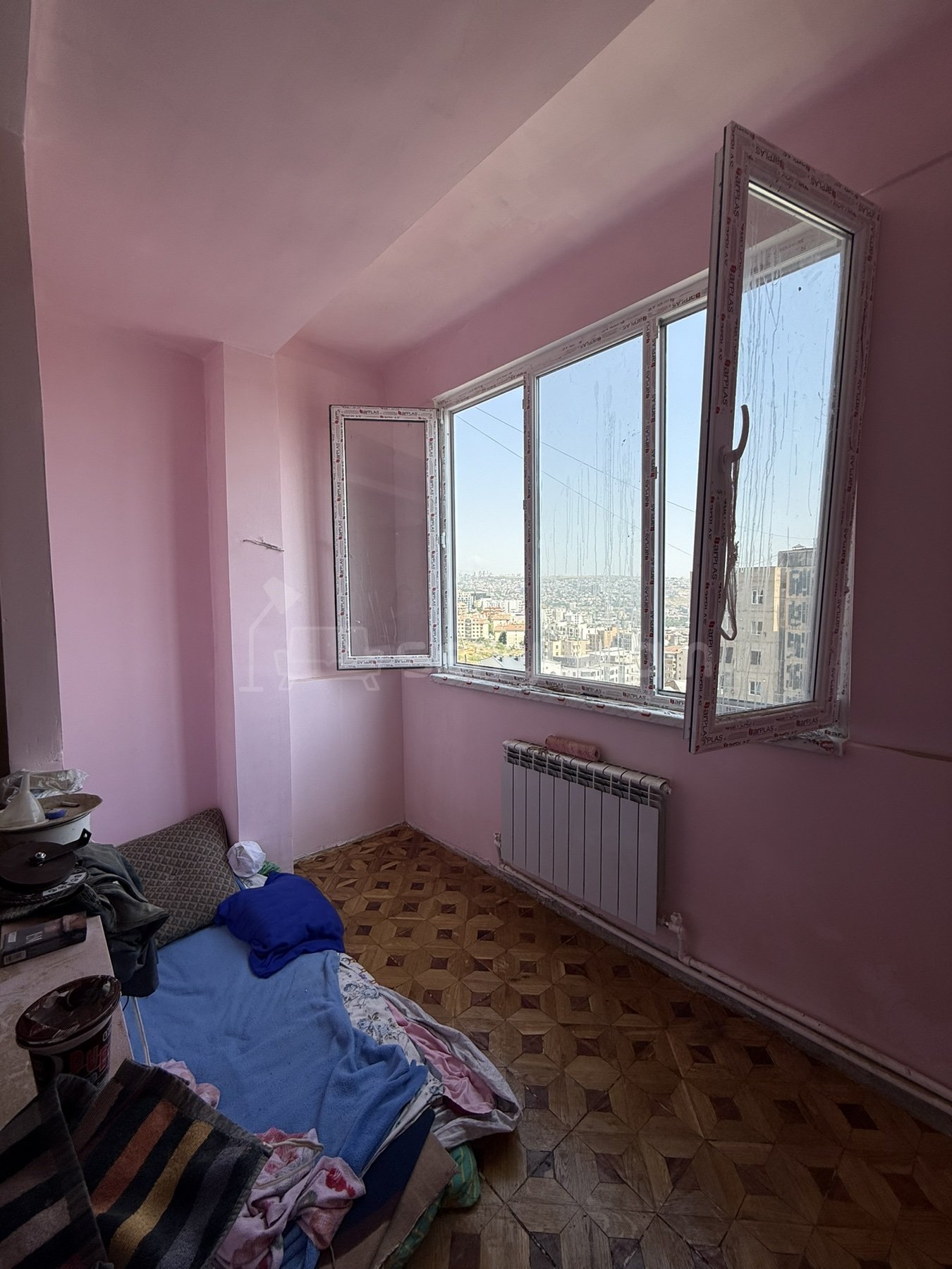 1 Սենյականոց Բնակարան, 42քմ, 8/10 հարկ, Կոսմետիկ Վերանորոգված