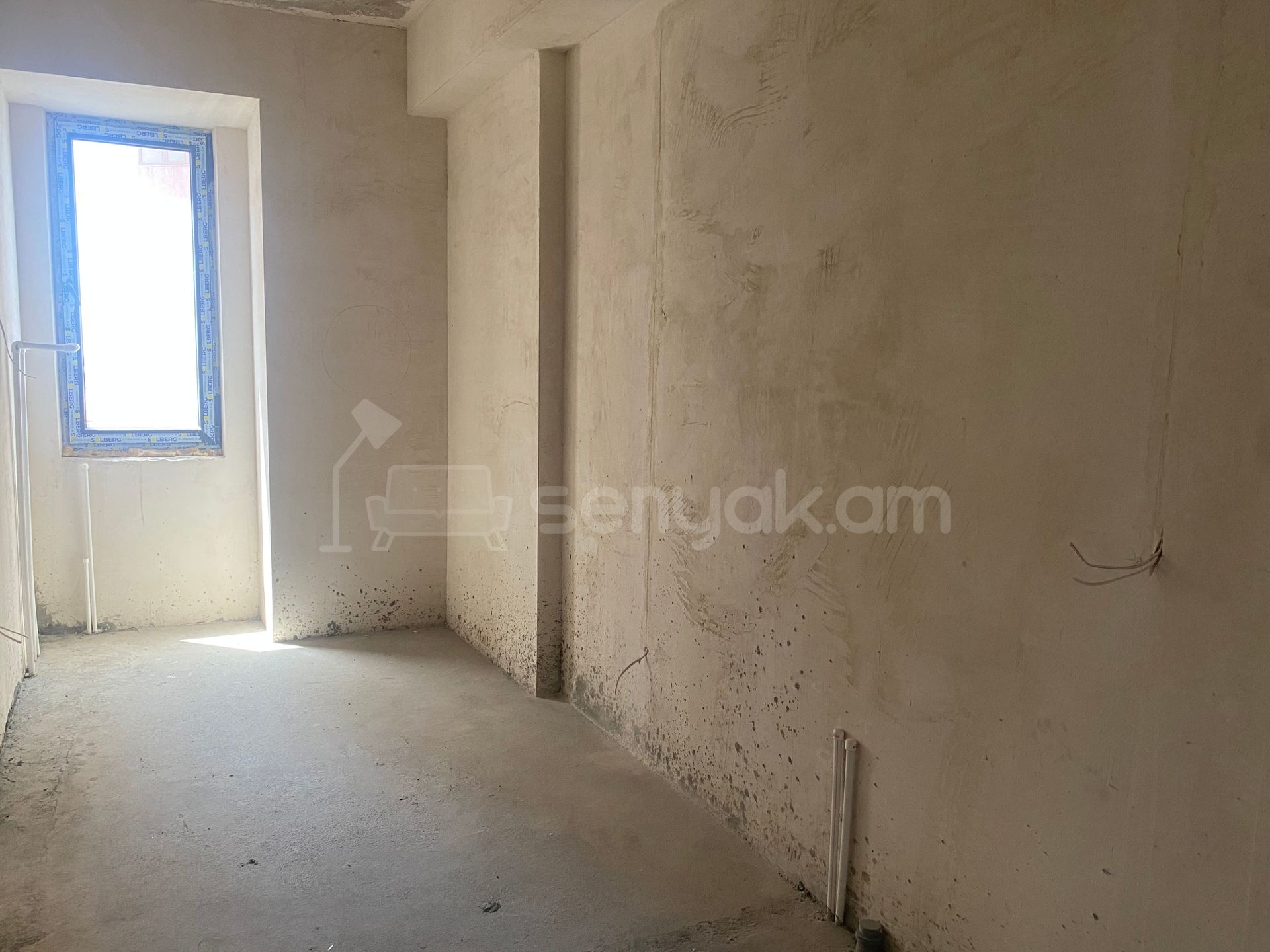 4 Սենյականոց Բնակարան Նորակառույցում, 111քմ, 6/12 հարկ, Զրոյական Վիճակում
