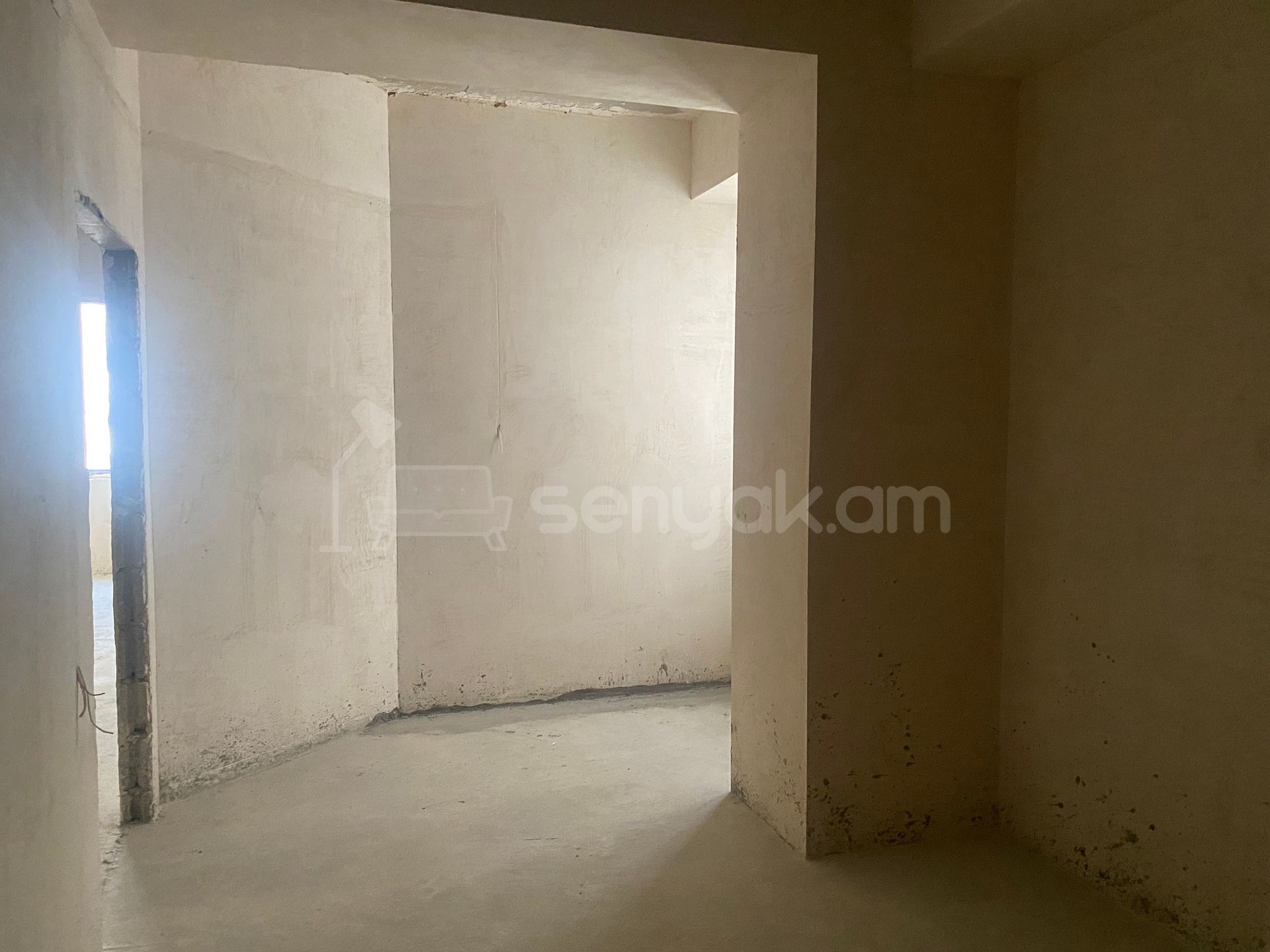 4 Սենյականոց Բնակարան Նորակառույցում, 111քմ, 6/12 հարկ, Զրոյական Վիճակում