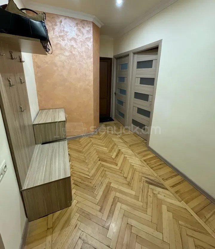 3 Սենյականոց Բնակարան, 76քմ, 8/9 հարկ, Կապիտալ Վերանորոգված