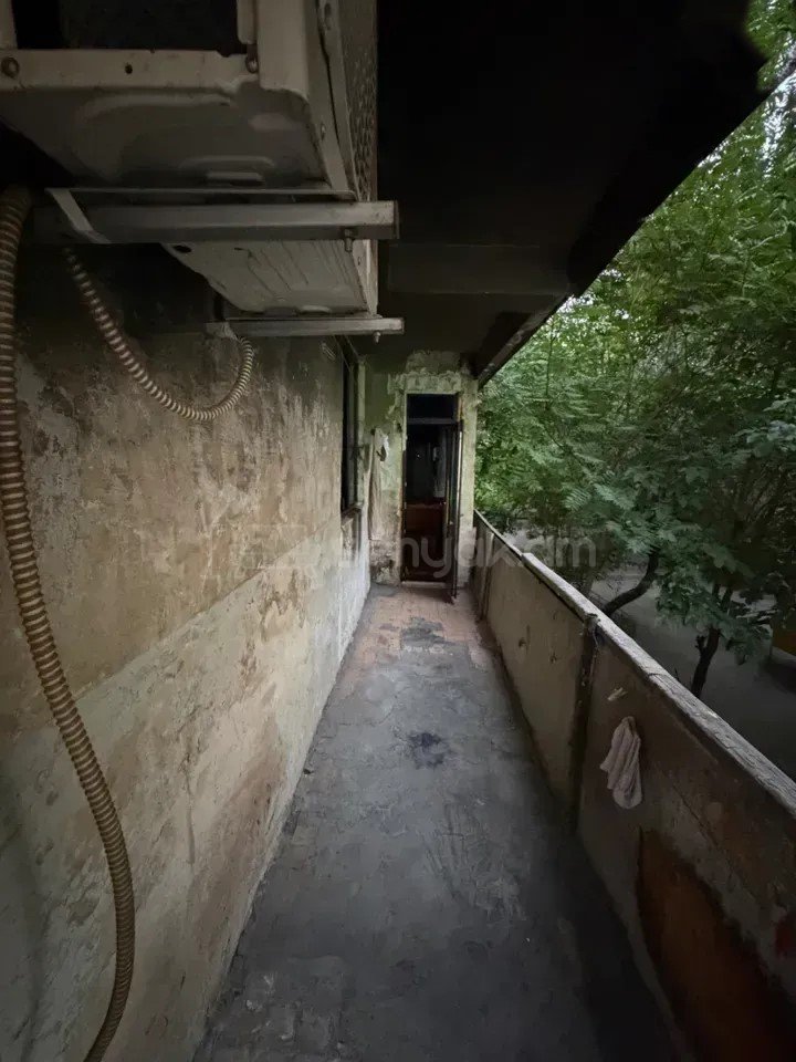3 Սենյականոց Բնակարան, 96քմ, 2/10 հարկ, Պետական Վիճակում