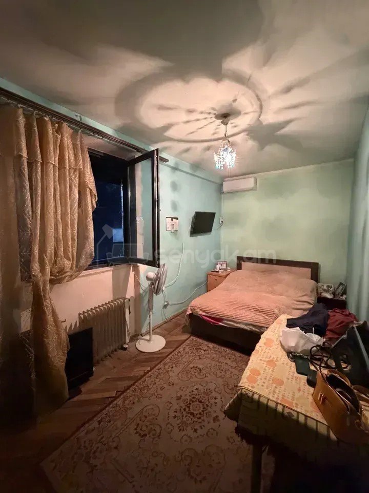 3 Սենյականոց Բնակարան, 96քմ, 2/10 հարկ, Պետական Վիճակում