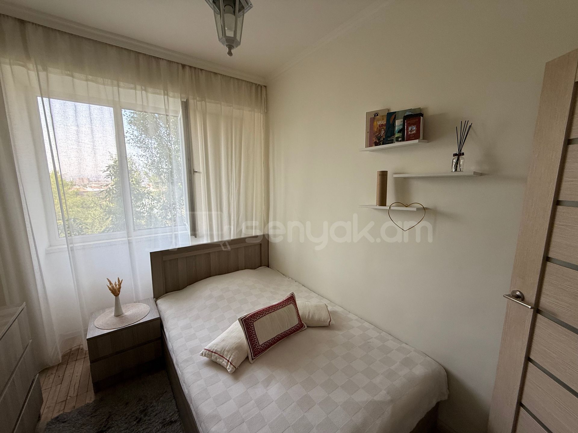 4 Սենյականոց Բնակարան, 80քմ, 4/9 հարկ, Կապիտալ Վերանորոգված