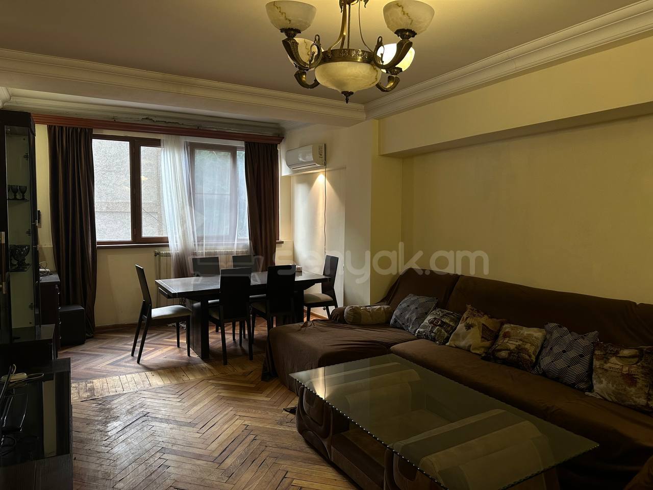 3 Սենյականոց Բնակարան, 80քմ, 2/11 հարկ, Նորմալ Վիճակում, Կահավորված