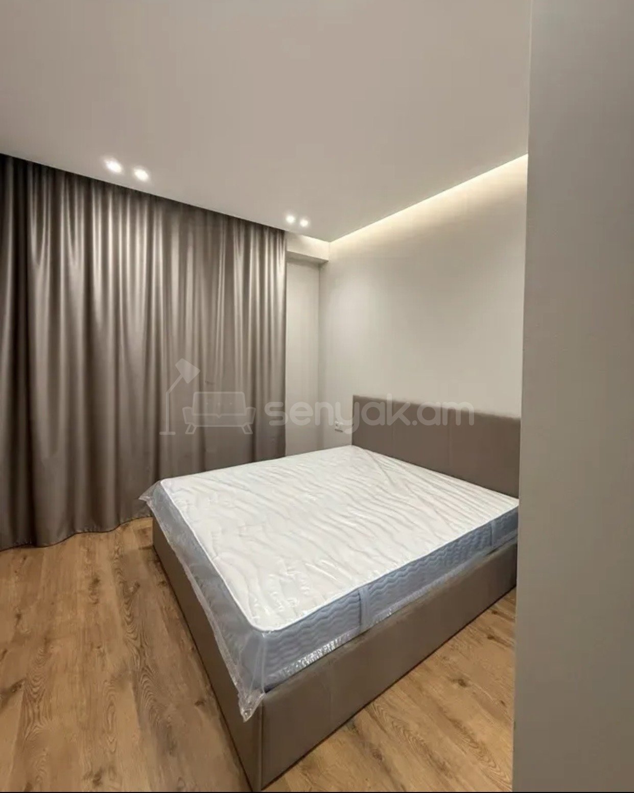 3 Սենյականոց Բնակարան Նորակառույցում, 98քմ, 7/11 հարկ, Կապիտալ Վերանորոգված