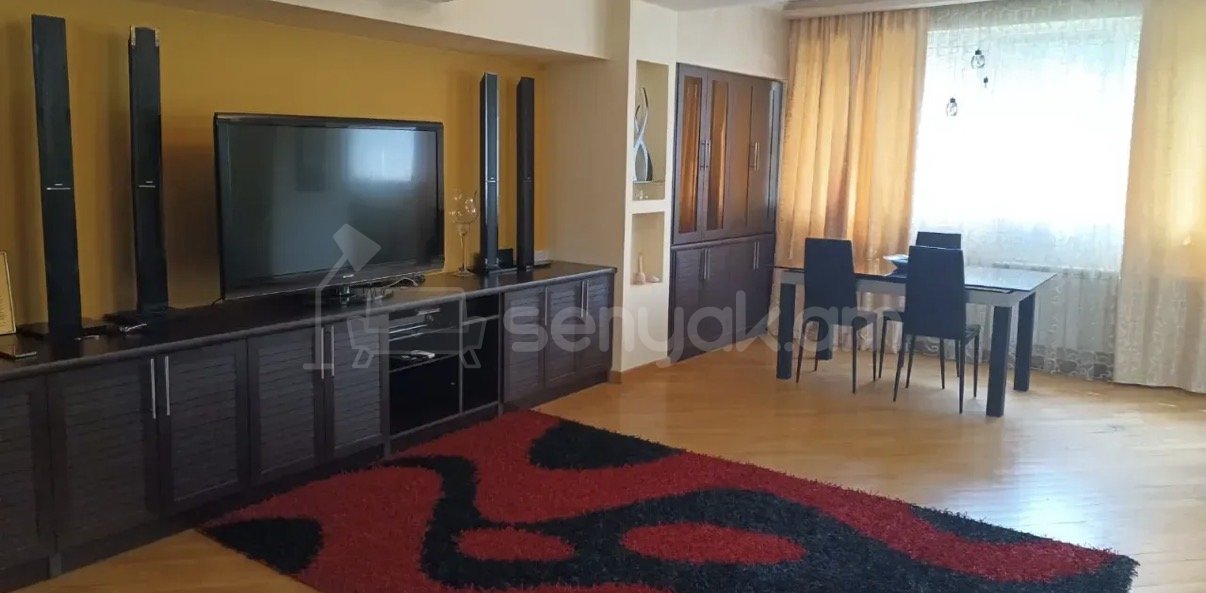 2 Սենյականոց Բնակարան, 72քմ, 4/10 հարկ, Կապիտալ Վերանորոգված, Կահավորված