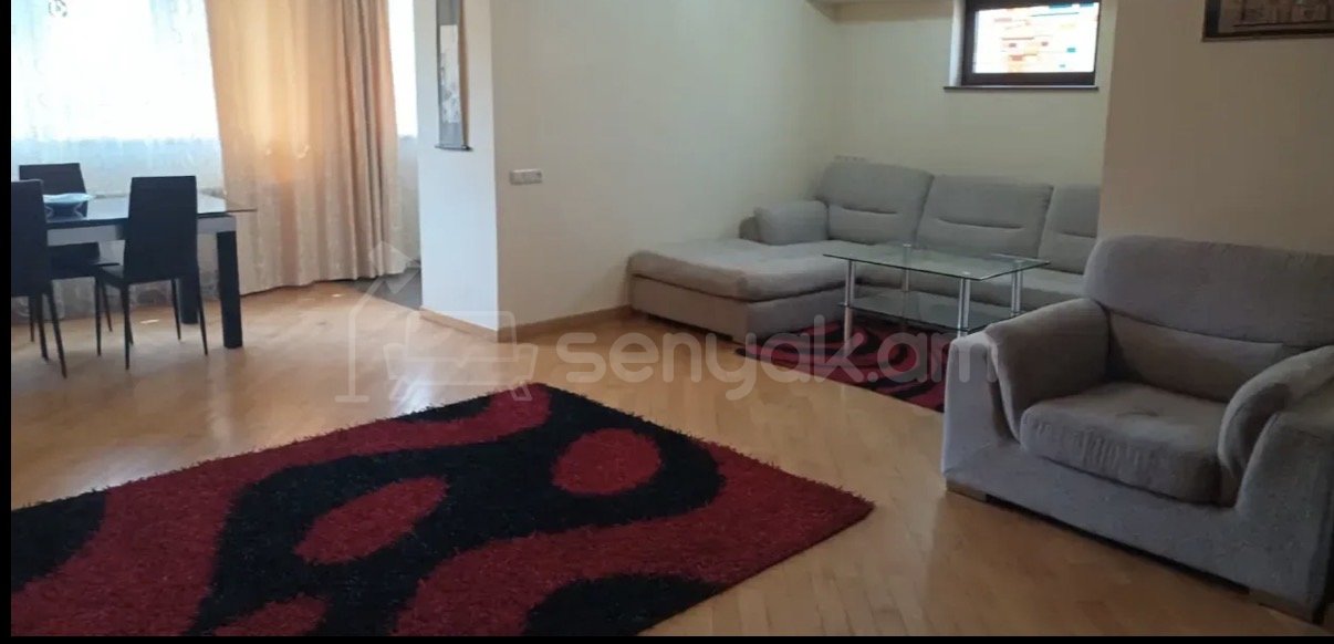 2 Սենյականոց Բնակարան, 72քմ, 4/10 հարկ, Կապիտալ Վերանորոգված, Կահավորված