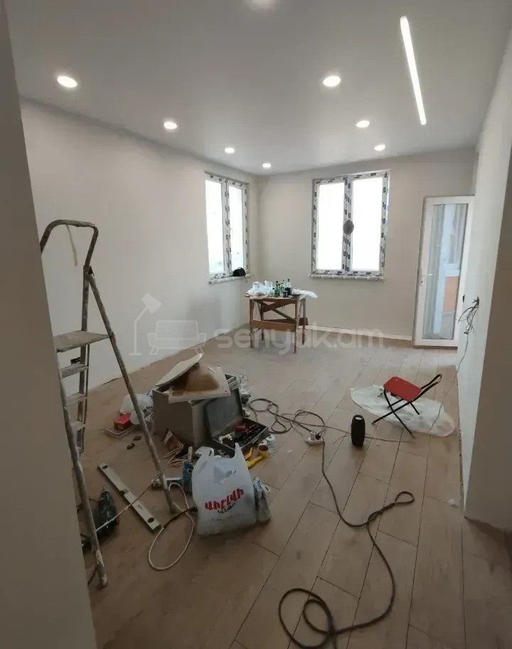 2 Սենյականոց Բնակարան Նորակառույցում, 52քմ, 5/14 հարկ, Կապիտալ Վերանորոգված