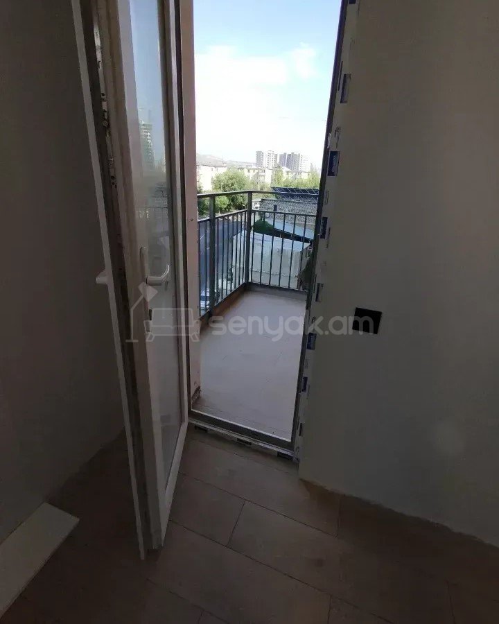 2 Սենյականոց Բնակարան Նորակառույցում, 52քմ, 5/14 հարկ, Կապիտալ Վերանորոգված