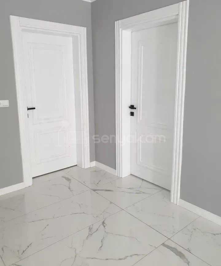1 Սենյականոց Բնակարան, 27քմ, 1/5 հարկ, Կապիտալ Վերանորոգված