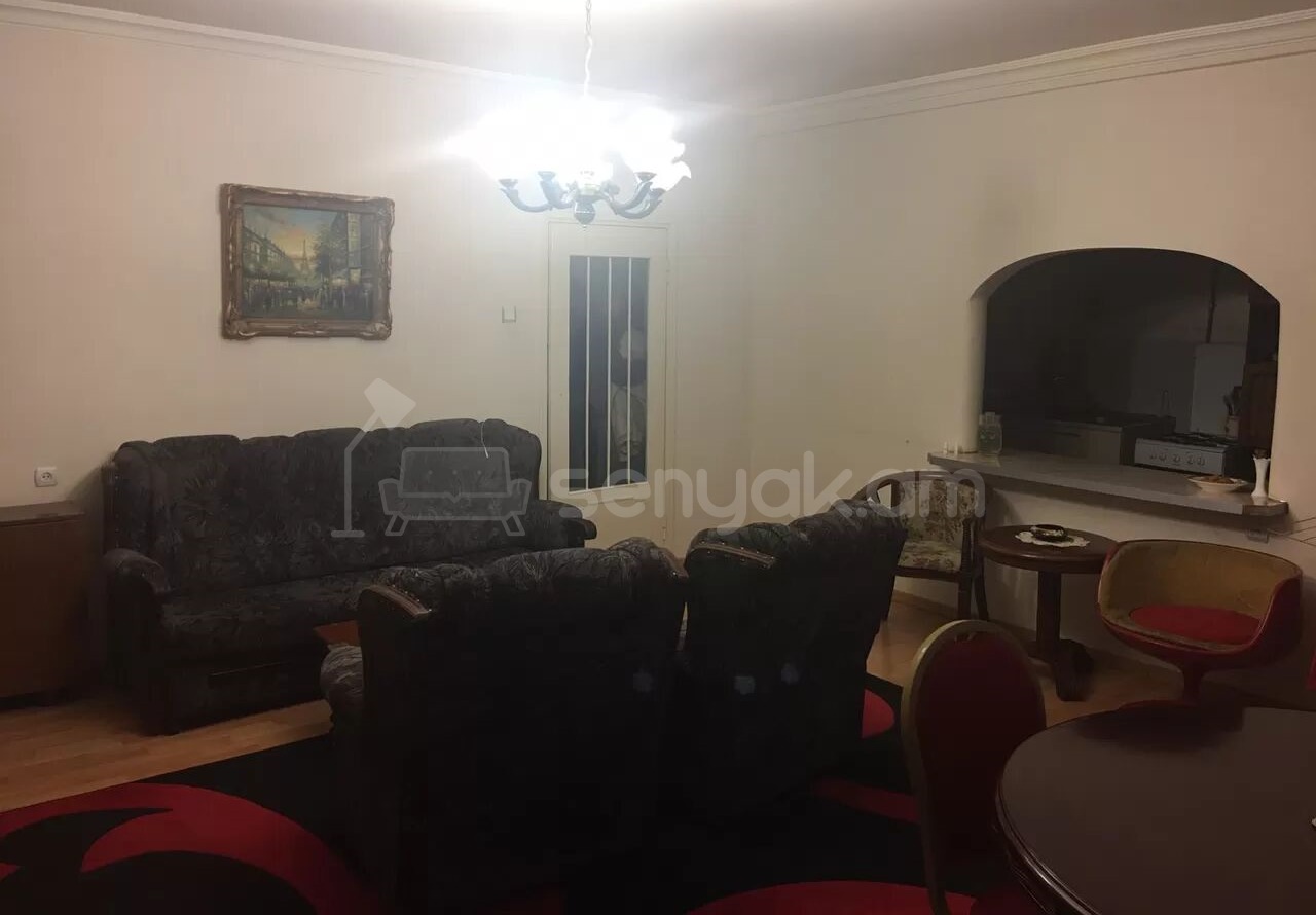 3 Սենյականոց Բնակարան, 73քմ, 5/9 հարկ, Նորմալ Վիճակում