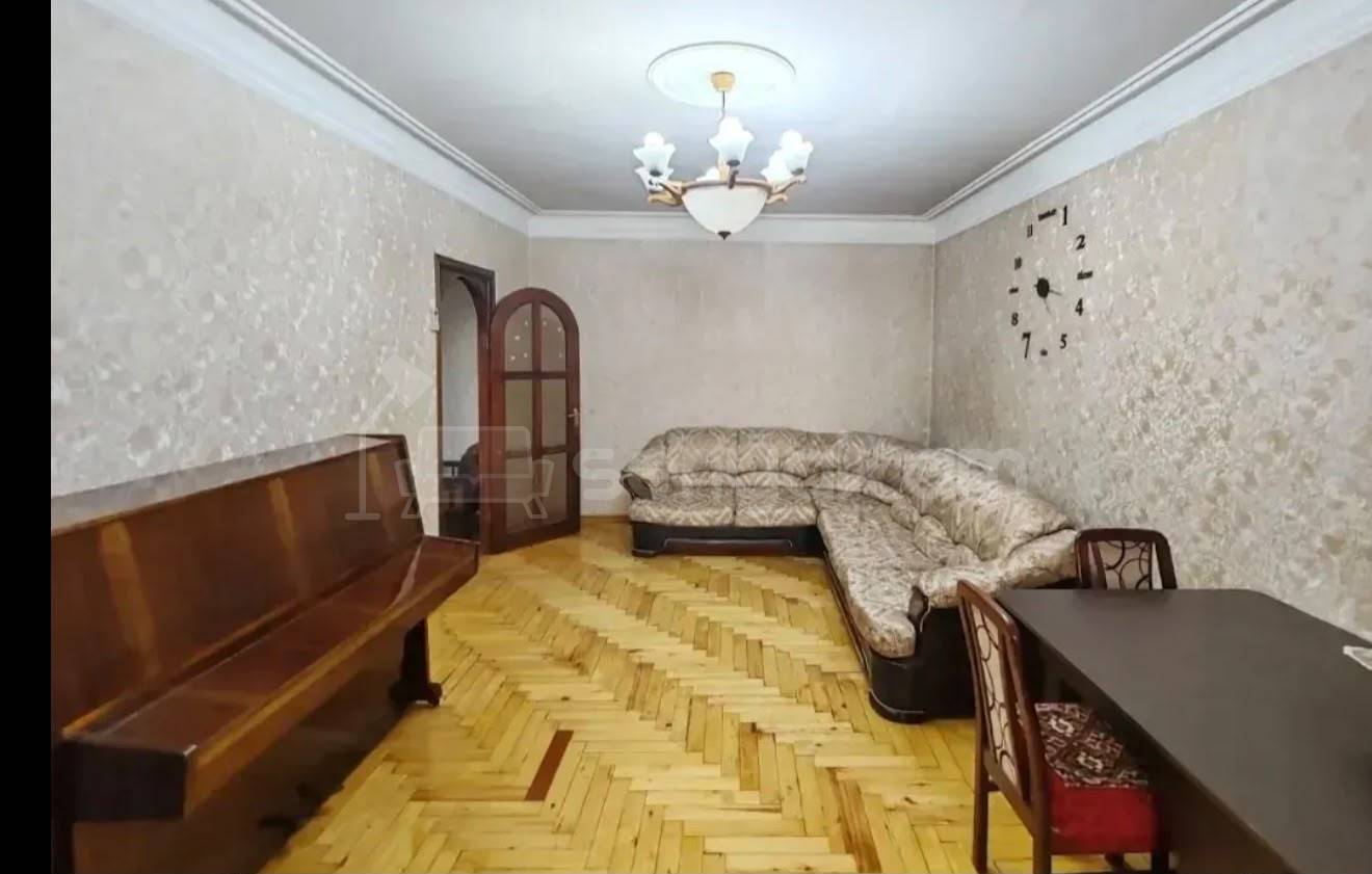 3 Սենյականոց Բնակարան, 80քմ, 9/9 հարկ, Կապիտալ Վերանորոգված, Կահավորված