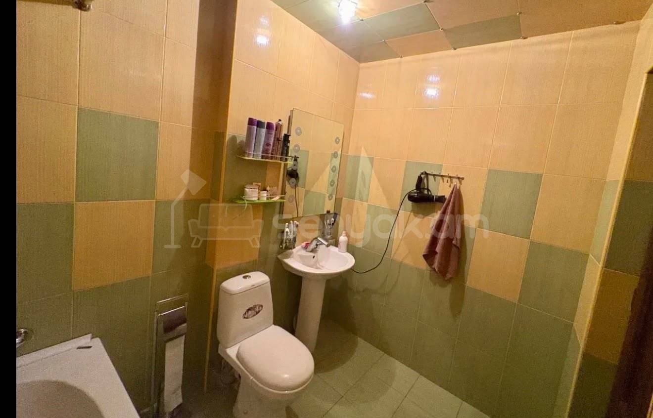 3 Սենյականոց Բնակարան Նորակառույցում, 100քմ, 8/11 հարկ, Նորմալ Վիճակում