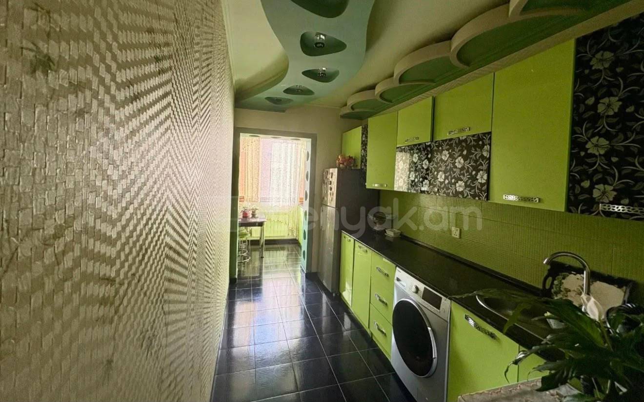 3 Սենյականոց Բնակարան Նորակառույցում, 100քմ, 8/11 հարկ, Նորմալ Վիճակում