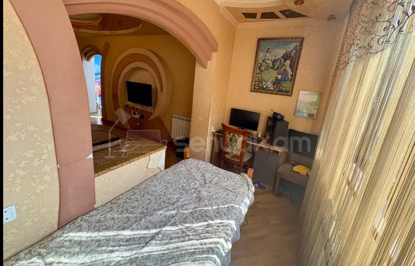 3 Սենյականոց Բնակարան Նորակառույցում, 100քմ, 8/11 հարկ, Նորմալ Վիճակում