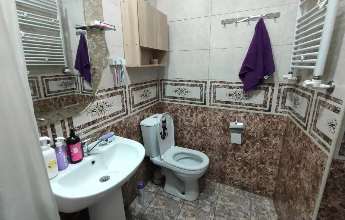 3 Սենյականոց Սեփական Տուն, 81քմ, Նորմալ Վիճակում