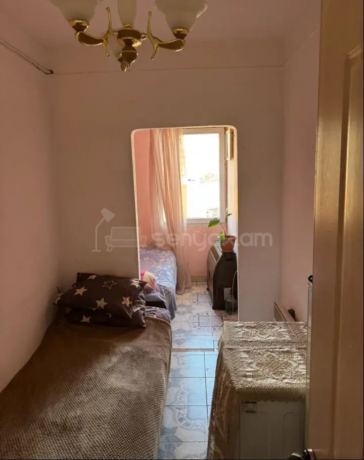 2 Սենյականոց Բնակարան Քարե Շենքում, 43քմ, 4/4 հարկ, Կապիտալ Վերանորոգված, Կահավորված