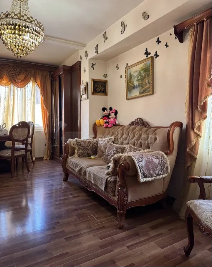 2 Սենյականոց Բնակարան Քարե Շենքում, 43քմ, 4/4 հարկ, Կապիտալ Վերանորոգված, Կահավորված