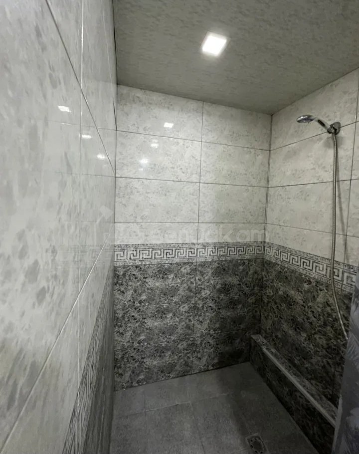 1 Սենյականոց Բնակարան Քարե Շենքում, 41քմ, 10/14 հարկ, Կապիտալ Վերանորոգված, Կահավորված